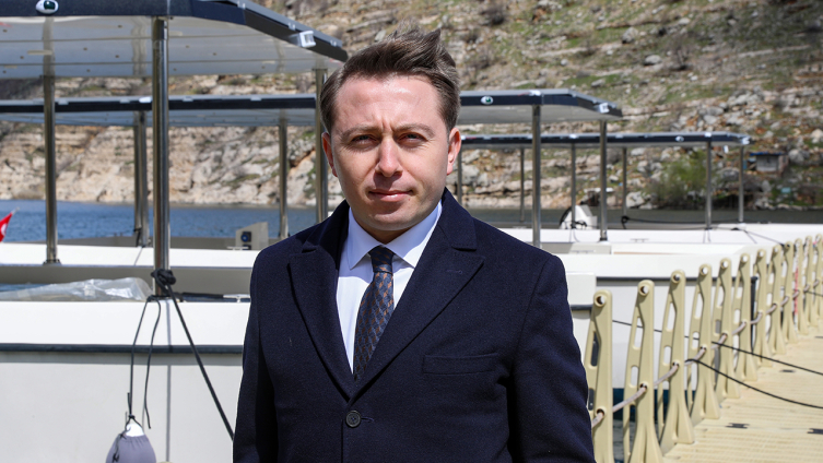 Dicle'de güneş enerjili tekneler deneme seferine başladı