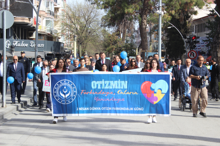 Burdur'da Dünya Otizm Farkındalık Günü etkinliği