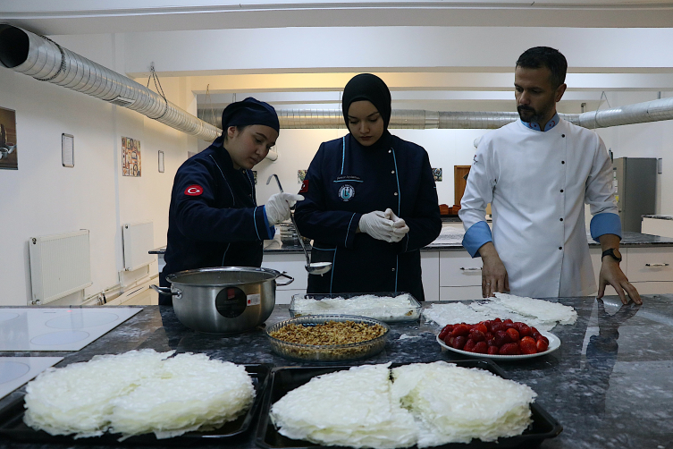 Bayburt'ta geleceğin şefleri yetişiyor