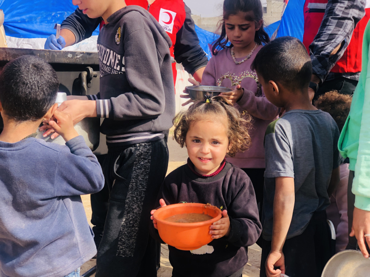 Türkiye'nin Gazze'ye yardımları sürüyor