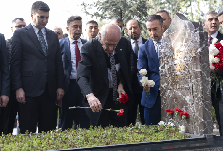 MHP Genel Başkanı Bahçeli’den Akşener’e ‘dön’ çağrısı