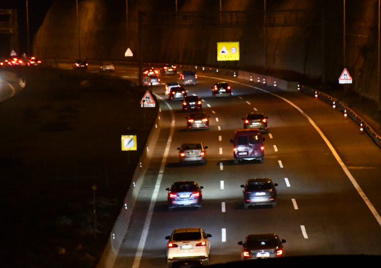 Tatil dönüşünde trafik yoğunluğu arttı