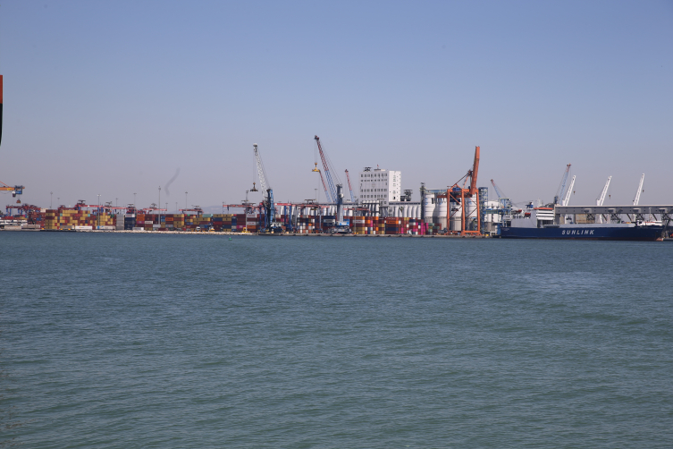 Gazze'ye insani yardım ulaştıracak 9. gemi Mersin'den uğurlanacak