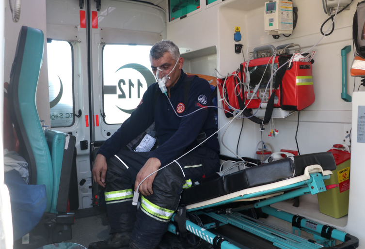 Erzurum'da işçilere tahsis edilen yapıda çıkan yangın söndürüldü