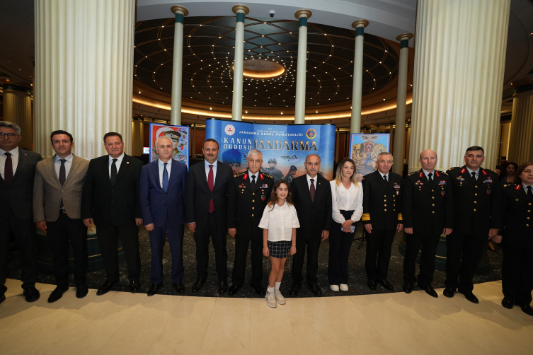 Külliye'de "Cumhuriyet, Güvenlik ve Jandarma" temalı sergi açıldı