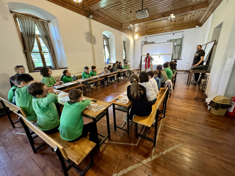 Trabzon'da "24. Uluslararası Karadeniz Tiyatro Festivali" çeşitli etkinliklerle devam etti