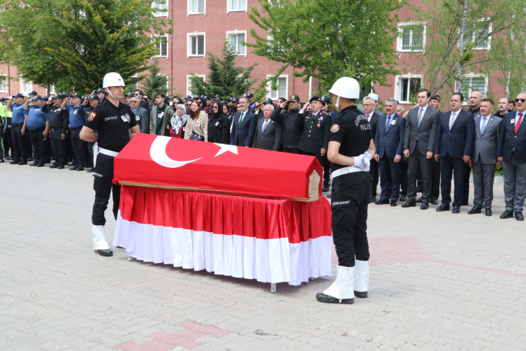 Yozgat'ta kalp krizi sonucu vefat eden polis memuru için tören düzenlendi