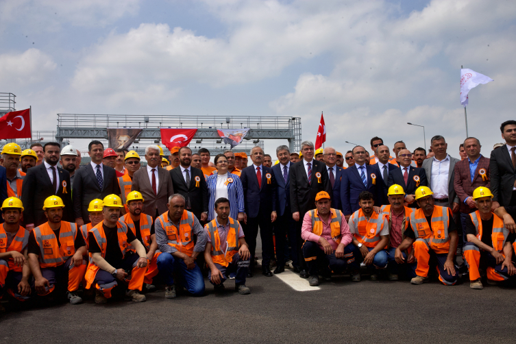 Bakan Uraloğlu: Yol sayesinde yatırım gelir ve üretim artar