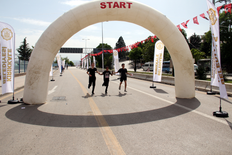 Kırıkkale'de "19 Mayıs Gençlik ve Halk Koşusu" düzenlendi