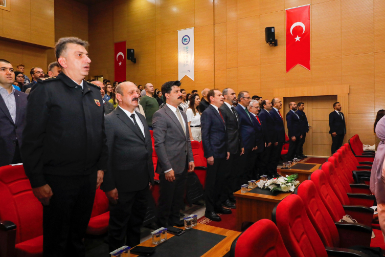 "Dede Korkut Bilim, Kültür, Sanat ve Spor Ödülleri" sahiplerini buldu