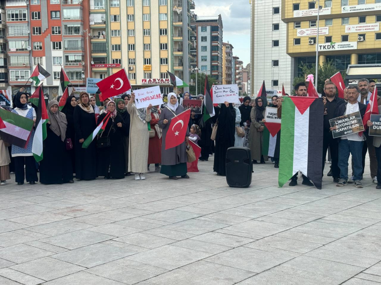 Afyonkarahisar'da İsrail'in Gazze'ye yönelik saldırıları protesto edildi