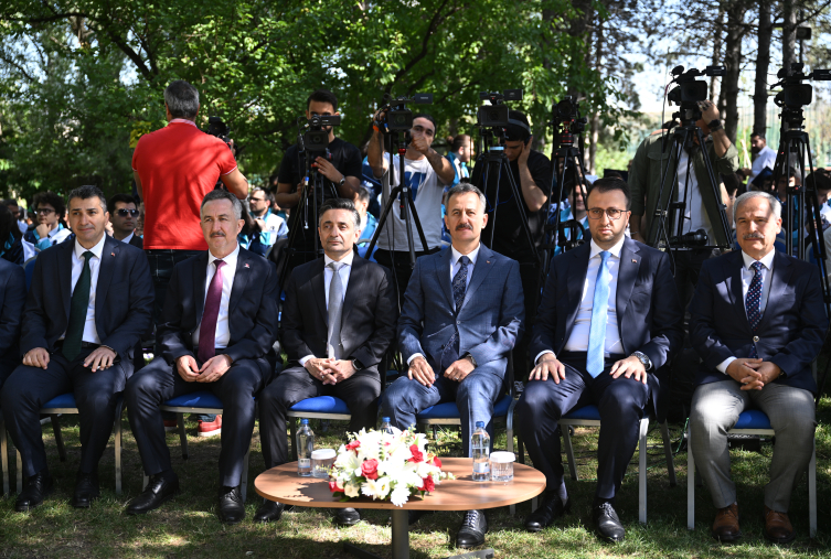 ASELSAN Mesleki ve Teknik Anadolu Lisesi ilk mezunlarını verdi