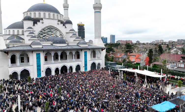 Ferdi Tayfur son yolcuğuna uğurlanıyor
