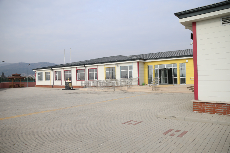 Depremlerde eğitim altyapısı zarar gören iki okul daha eğitime hazır