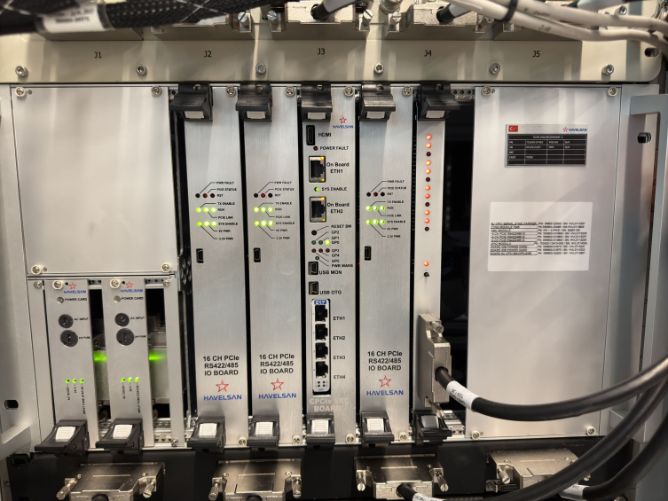 HAVELSAN, "Gemi Veri Dağıtım Sistemi"ndeki elektronik kartları millileştirdi