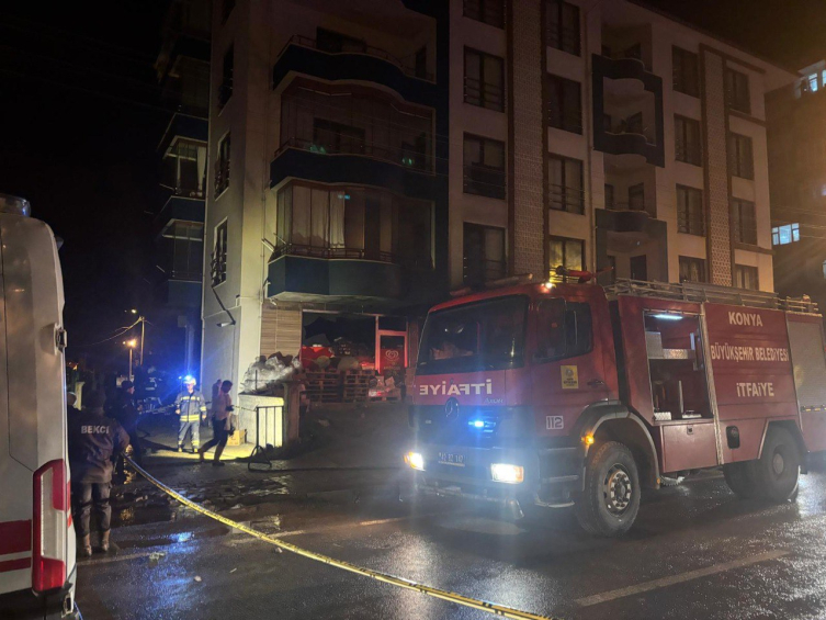 Konya’da markette çıkan yangında bir kişi öldü
