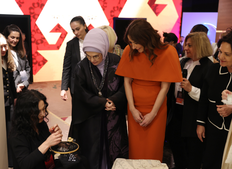 Emine Erdoğan, lider eşlerine Anadolu'nun kültürel mirasını tanıttı