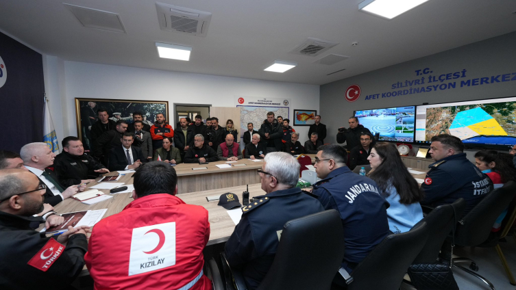 Silivri ve Büyükçekmece'de deprem toplantısı yapıldı