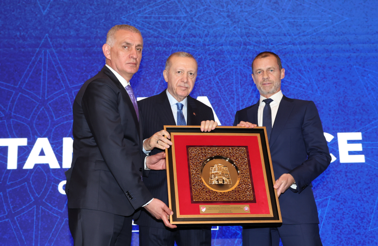 UEFA İstanbul Ofisi açıldı
