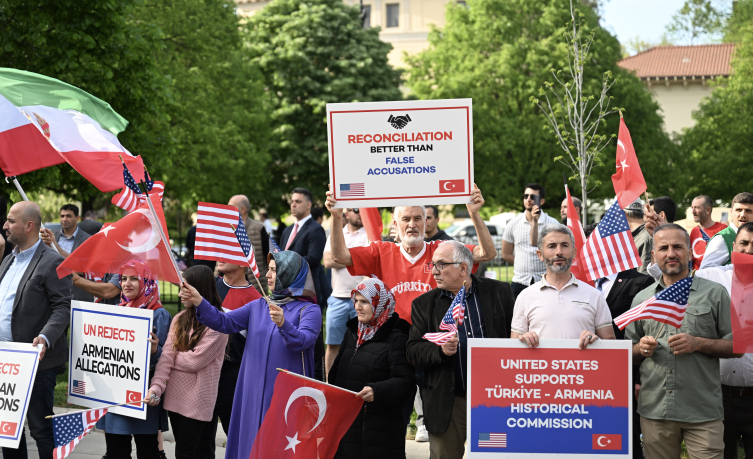ABD'de 1915 Ermeni iddialarına karşı protesto düzenlendi