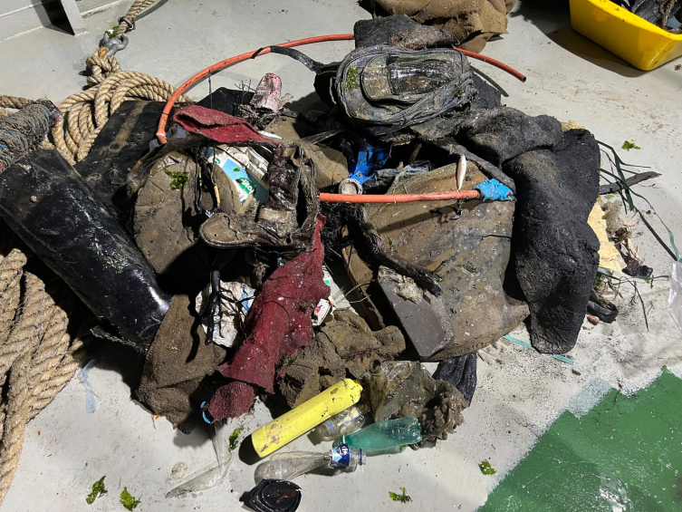 Karadeniz'de plastik üzerinde yaşayan 55 mikroorganizma tespit edildi