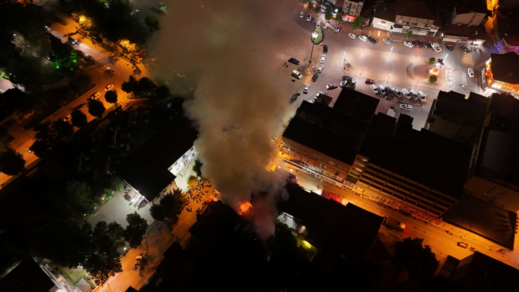 Kütahya'da iş yerinde çıkan yangın söndürüldü