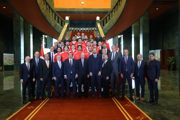 Cumhurbaşkanı Erdoğan: Sizin her başarınız çocuklarımıza ilham kaynağı oluyor