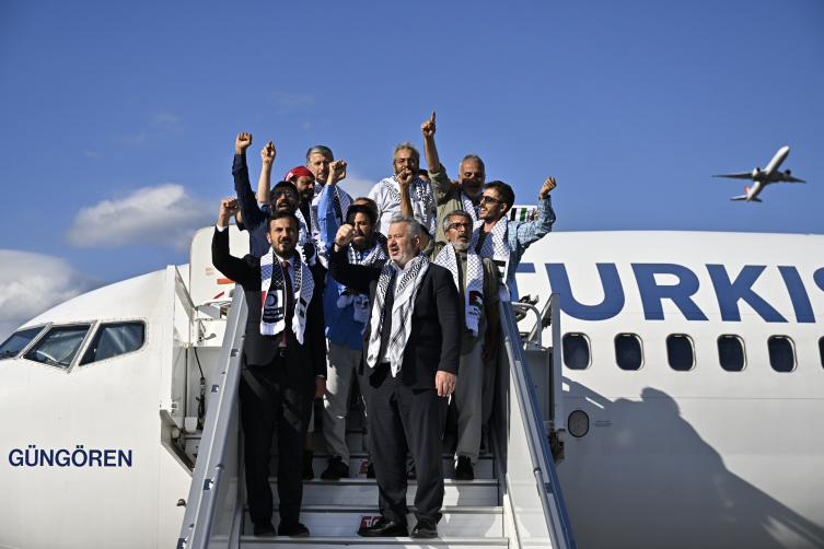 Küresel Sumud Filosu'ndaki yabancı aktivistler İsrail'in kendilerine uyguladığı şiddeti anlattı