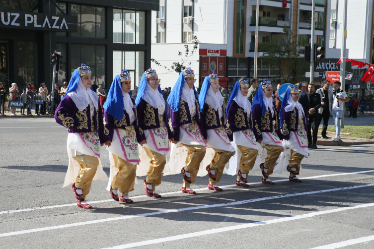 Cumhuriyet Bayramı, coşkuyla kutlanıyor