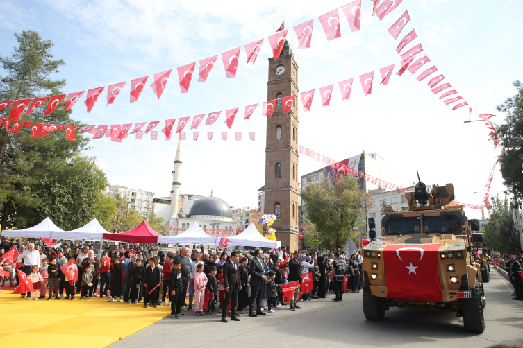 Cumhuriyet Bayramı, coşkuyla kutlanıyor