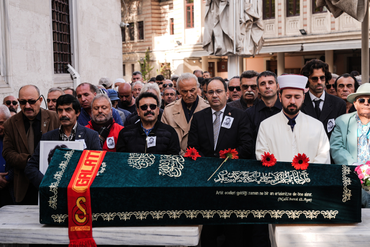 Yeşilçam’ın ünlü ismi Engin Çağlar son yolcuğuna uğurlandı