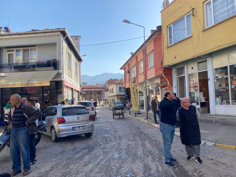Balıkesir Sındırgı’da 4,9 büyüklüğünde deprem