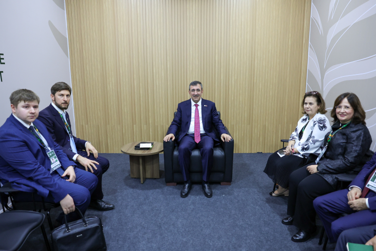 Cumhurbaşkanı Yardımcısı Yılmaz'dan Brezilya'da ikili görüşmeler