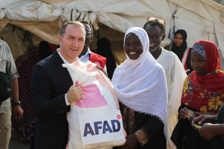 AFAD’dan çatışmaların sürdüğü Sudan’a gıda desteği