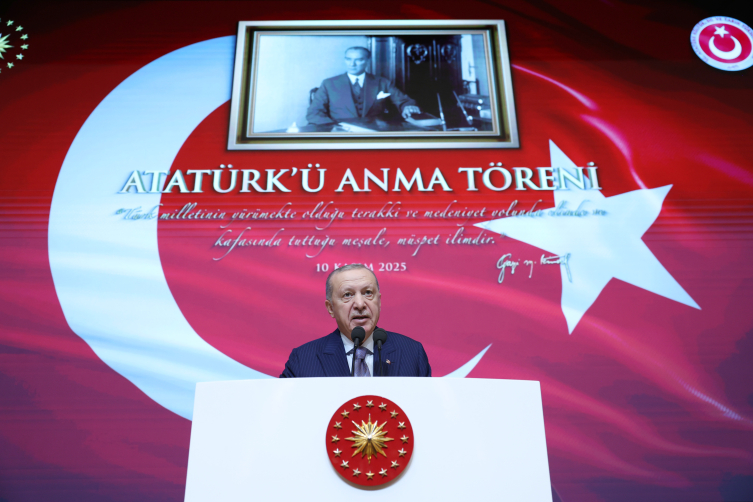Cumhurbaşkanı Erdoğan: Atatürk'e yönelik hakaretlere karşıyız, milli gün tartışmaları maksatlı
