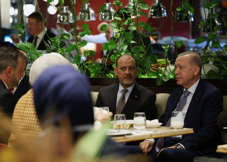 Cumhurbaşkanı Erdoğan, Ankara’da vatandaşlarla görüştü