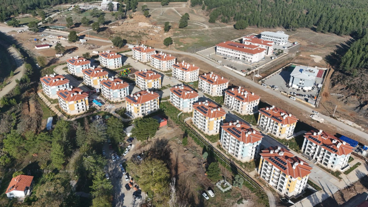 Muğla’da TOKİ konutları sahiplerine teslim edildi