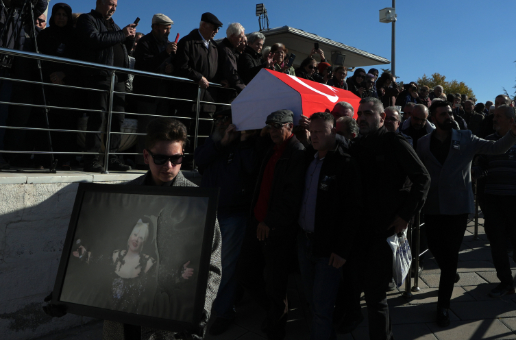 Muazzez Abacı için TRT Ankara Radyosu'nda tören düzenlendi