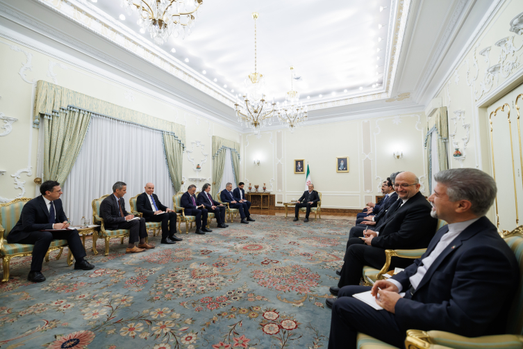 Dışişleri Bakanı Fidan, İran Cumhurbaşkanı Pezeşkiyan ile görüştü