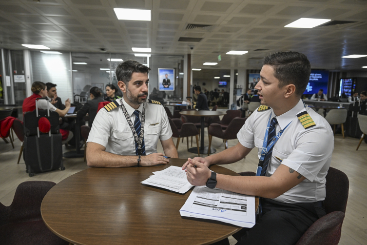 Havacılığın gizli kahramanları: Uçaklar "yer pilotları" olmadan havalanmıyor