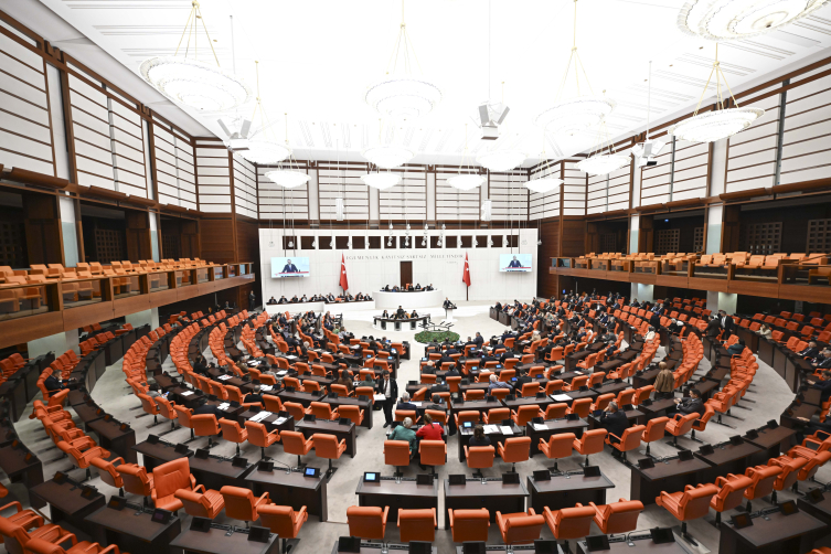 Bakan Güler: Terör örgütü tüm faaliyetlerine son vermeli