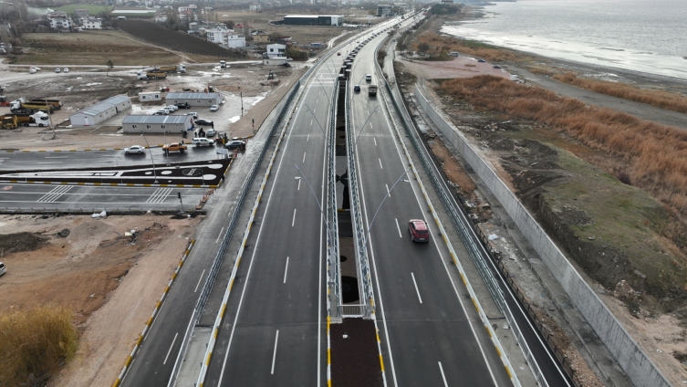 Van Çevre Yolu'nun 28 kilometrelik iki etabı bugün açılıyor