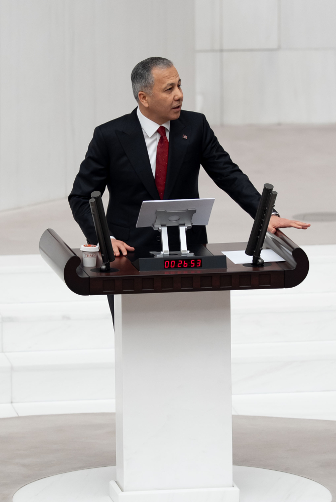 İçişleri ile Hazine ve Maliye bakanlıklarının bütçeleri TBMM’de kabul edildi