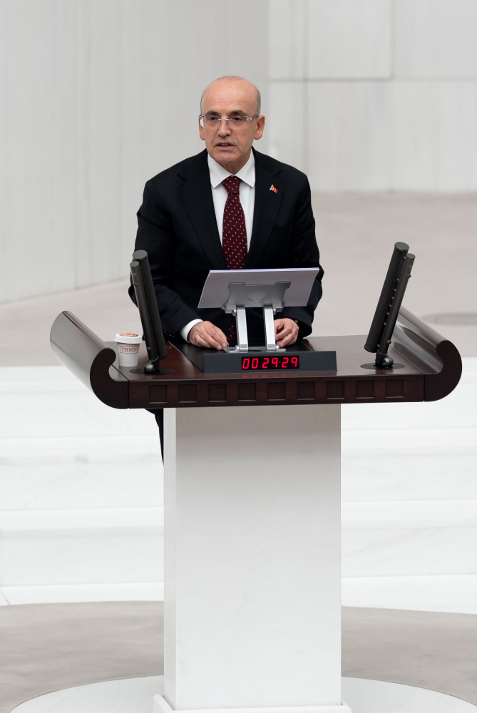 İçişleri ile Hazine ve Maliye bakanlıklarının bütçeleri TBMM'de kabul edildi