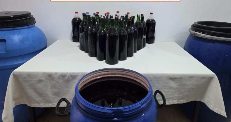 Muğla’da 1 tonun üzerinde sahte içki ele geçirildi