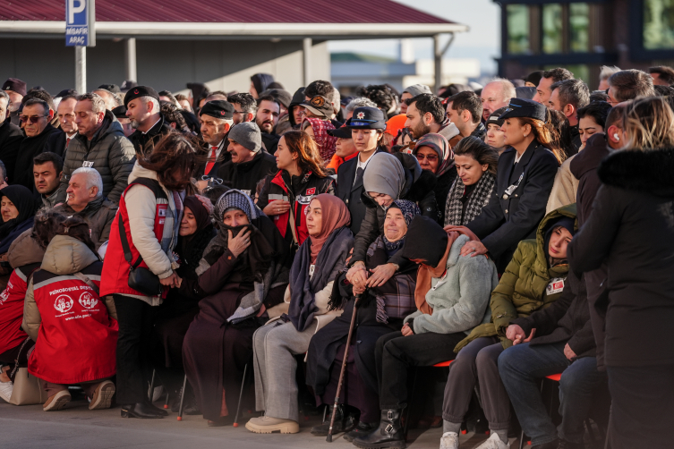 Yalova'da şehitlerimiz için tören düzenlendi