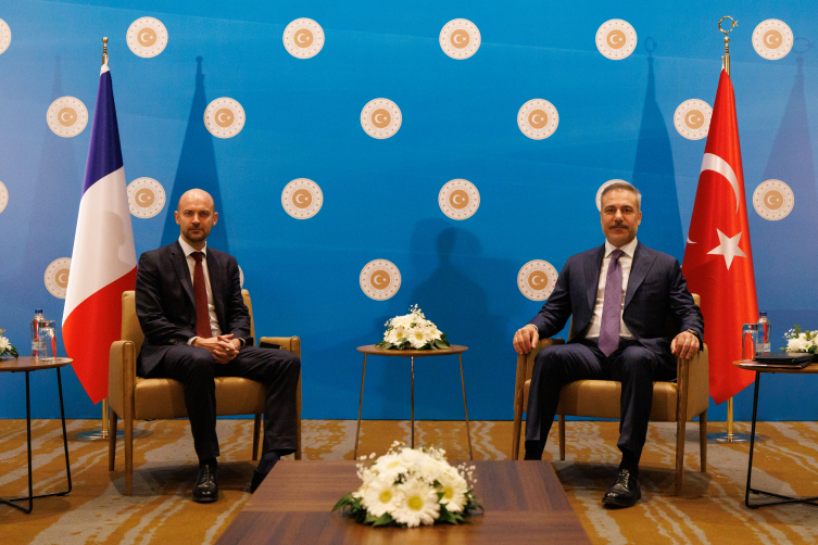 Hakan Fidan Fransız mevkidaşı ile Ankara'da görüştü