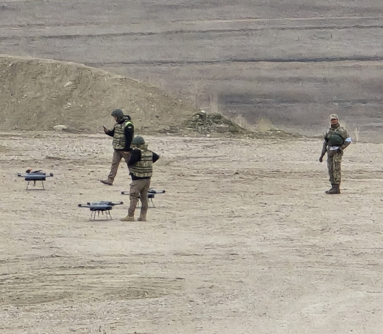 Dijital birliğin "kanatlı askerleri" sürü halinde sahaya çıktı