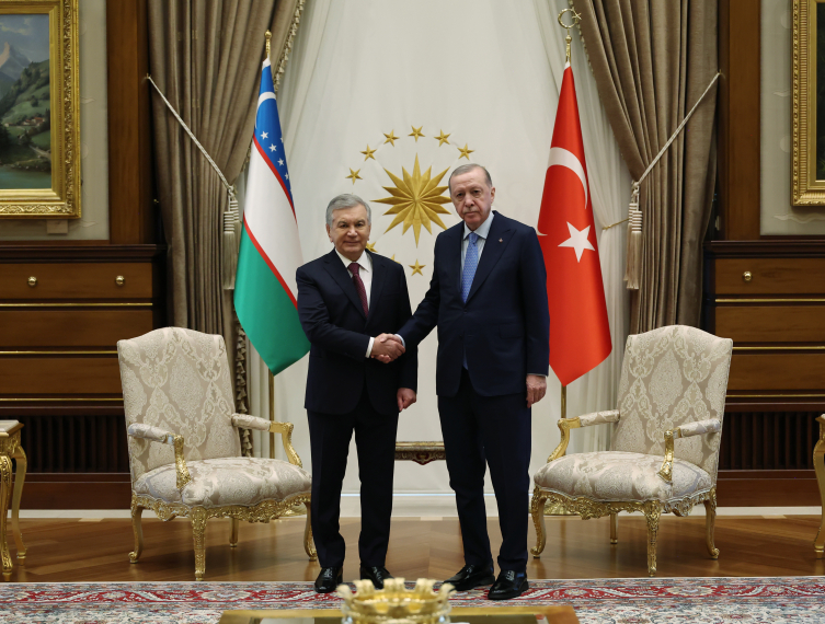 Özbekistan Cumhurbaşkanı Mirziyoyev Ankara'da