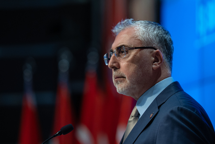 Bakan Işıkhan: Geri ödeme listelerinde bulunan ilaç sayısı 8 bin 913'e ulaştı